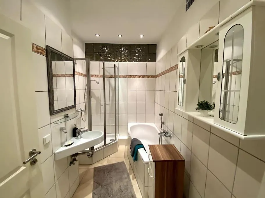 Cosy & Central Flat Near Duesseldorf Center Düsseldorf